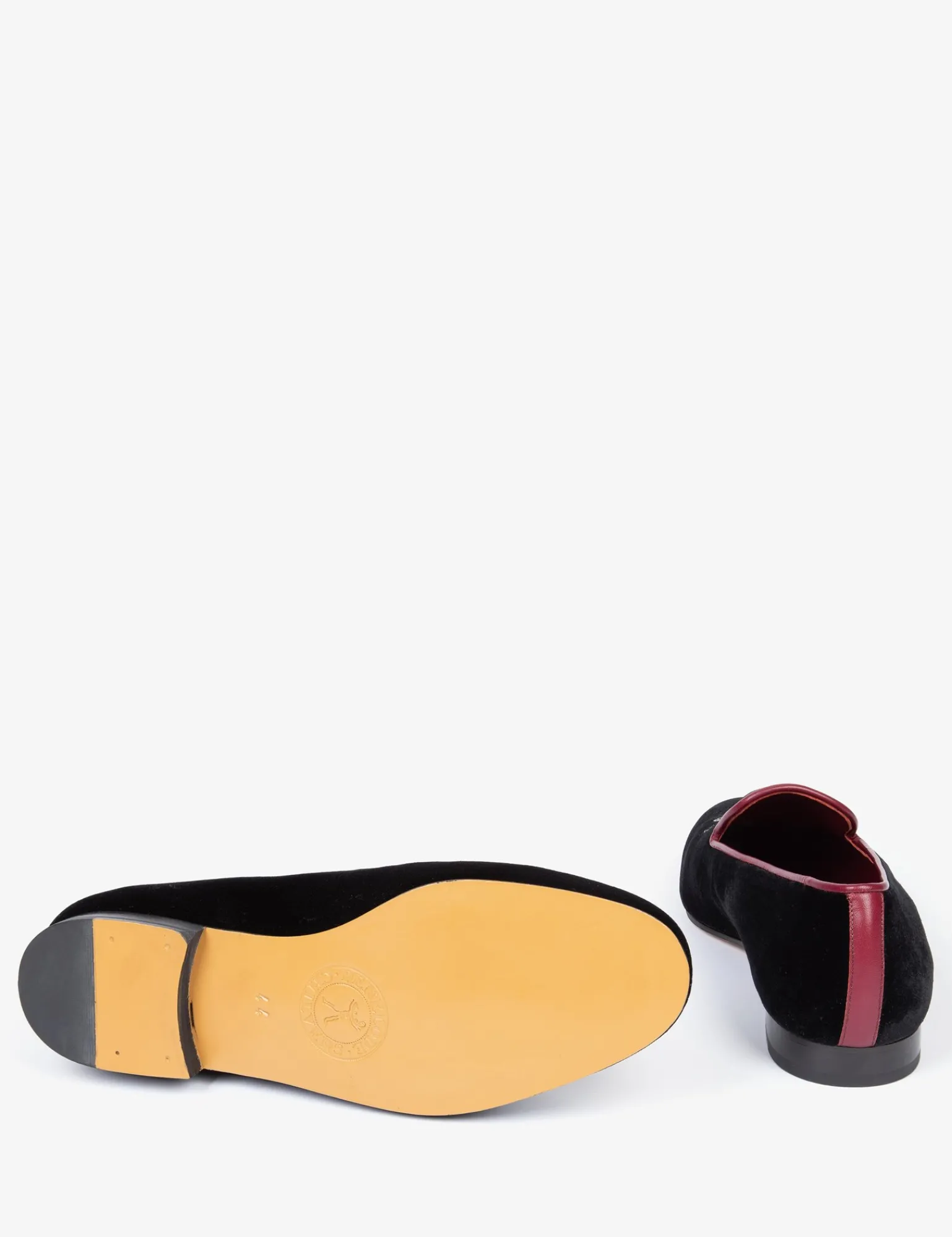 Penelope Chilvers Mens Dandy Velvet Acorn Slipper Black Online